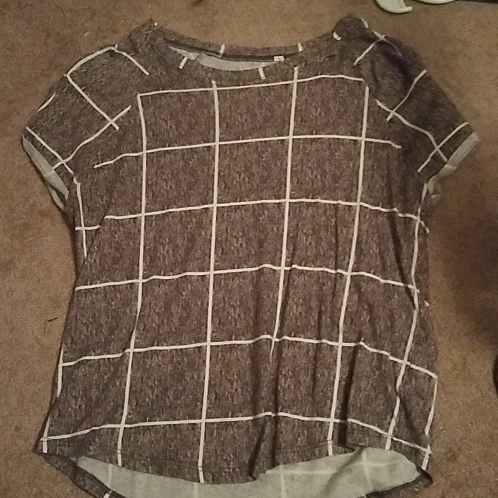 Short sleeved t shirt